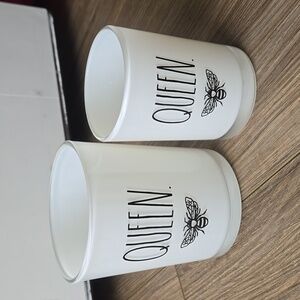 Rae Dunn Queen Bee Jar Set